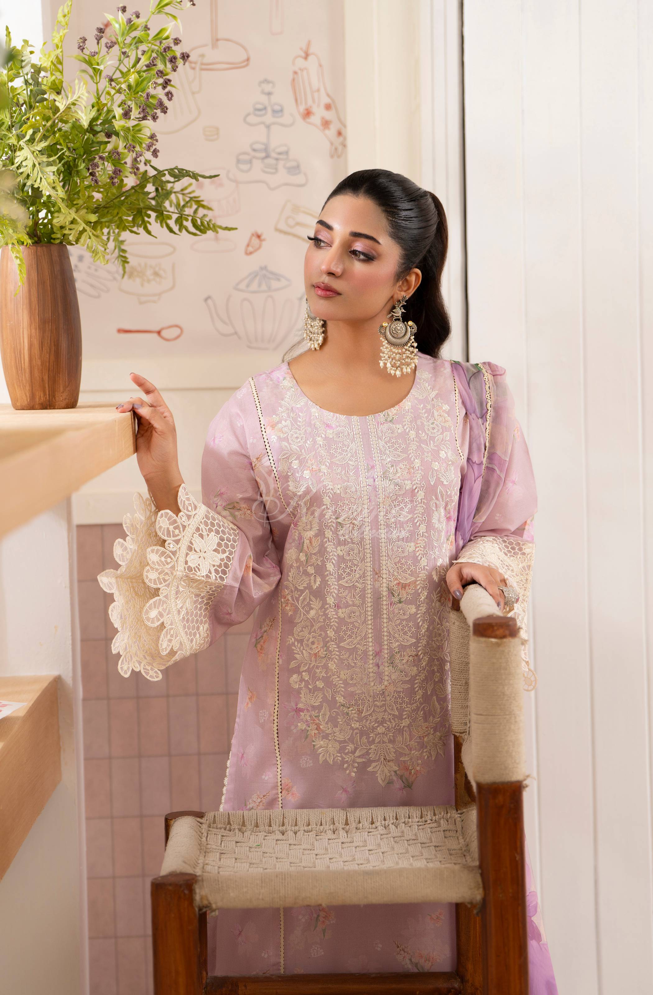 Rose | Luxury 3 Piece Lawn Suit