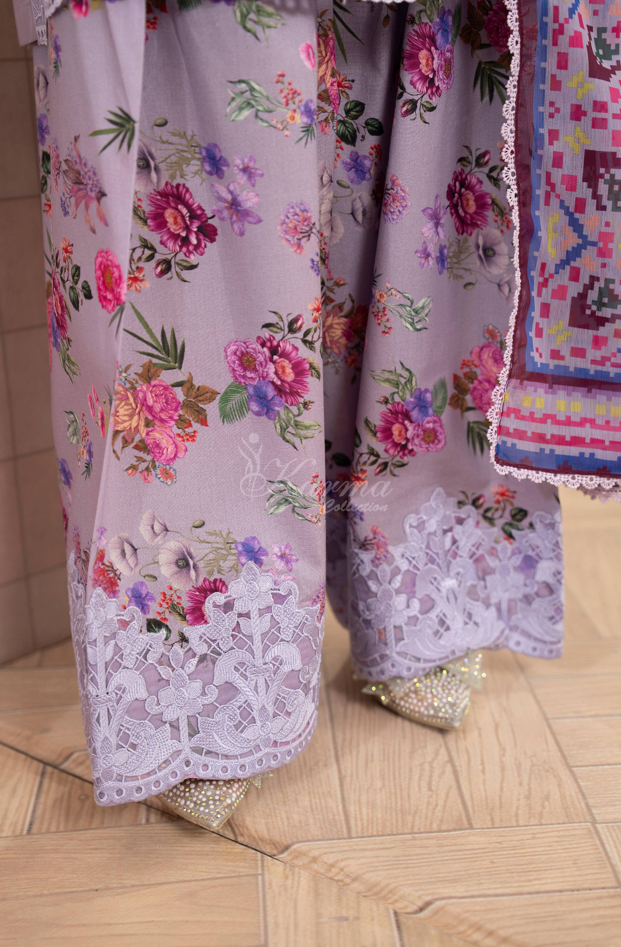 Lilac | Luxury 3 Piece Lawn Suit
