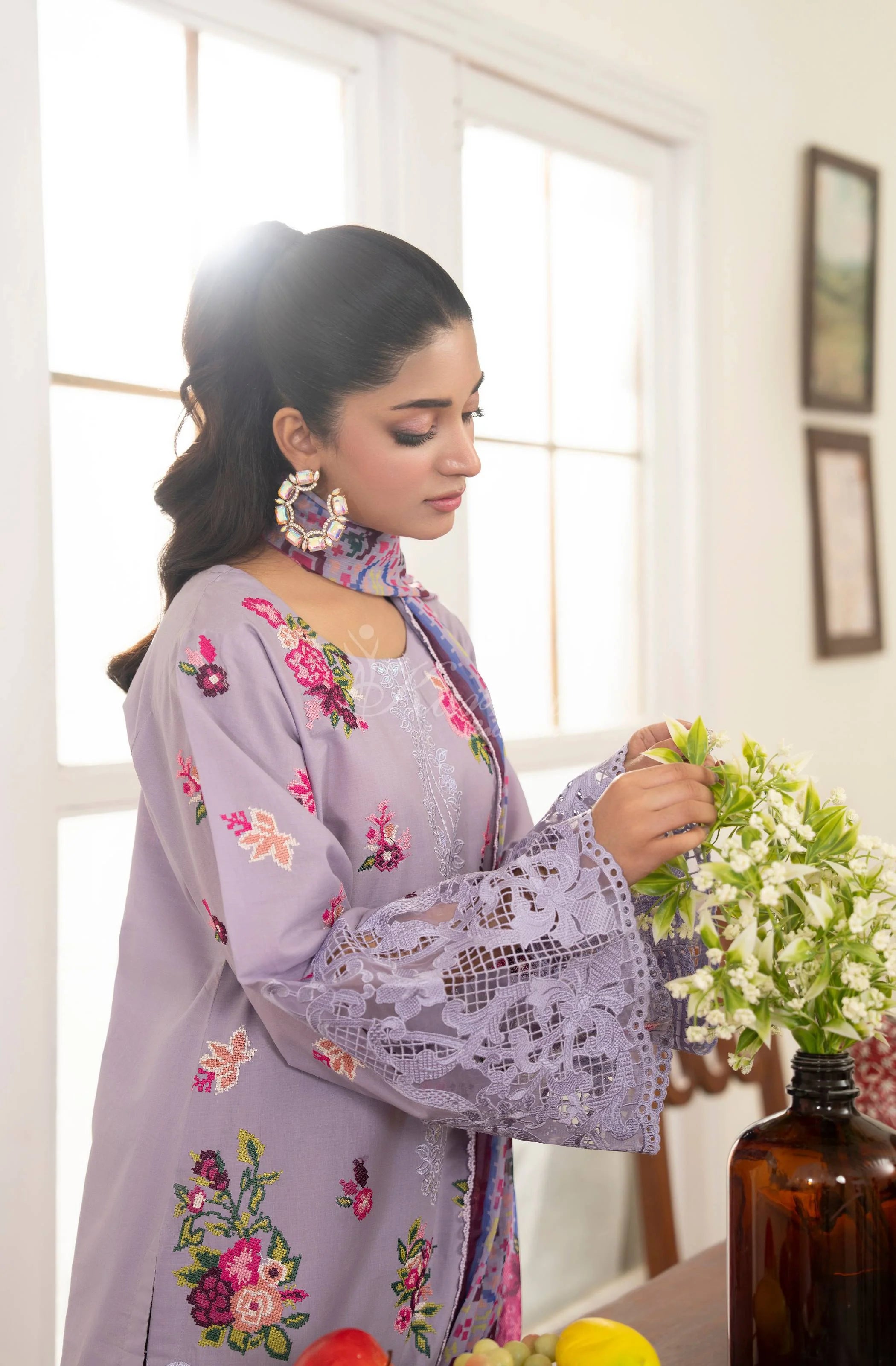 Lilac | Luxury 3 Piece Lawn Suit
