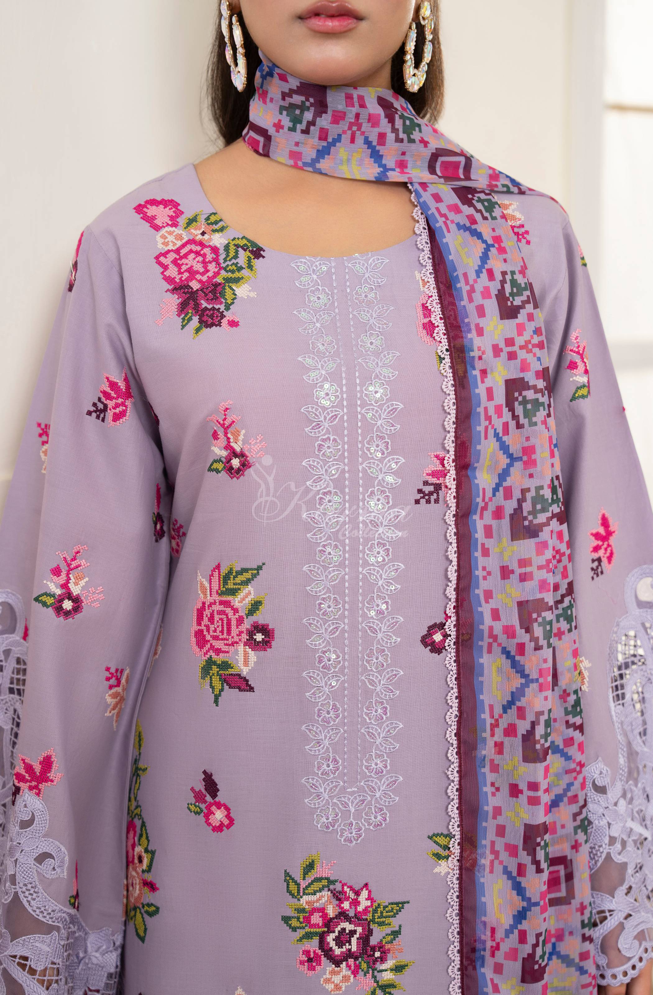 Lilac | Luxury 3 Piece Lawn Suit