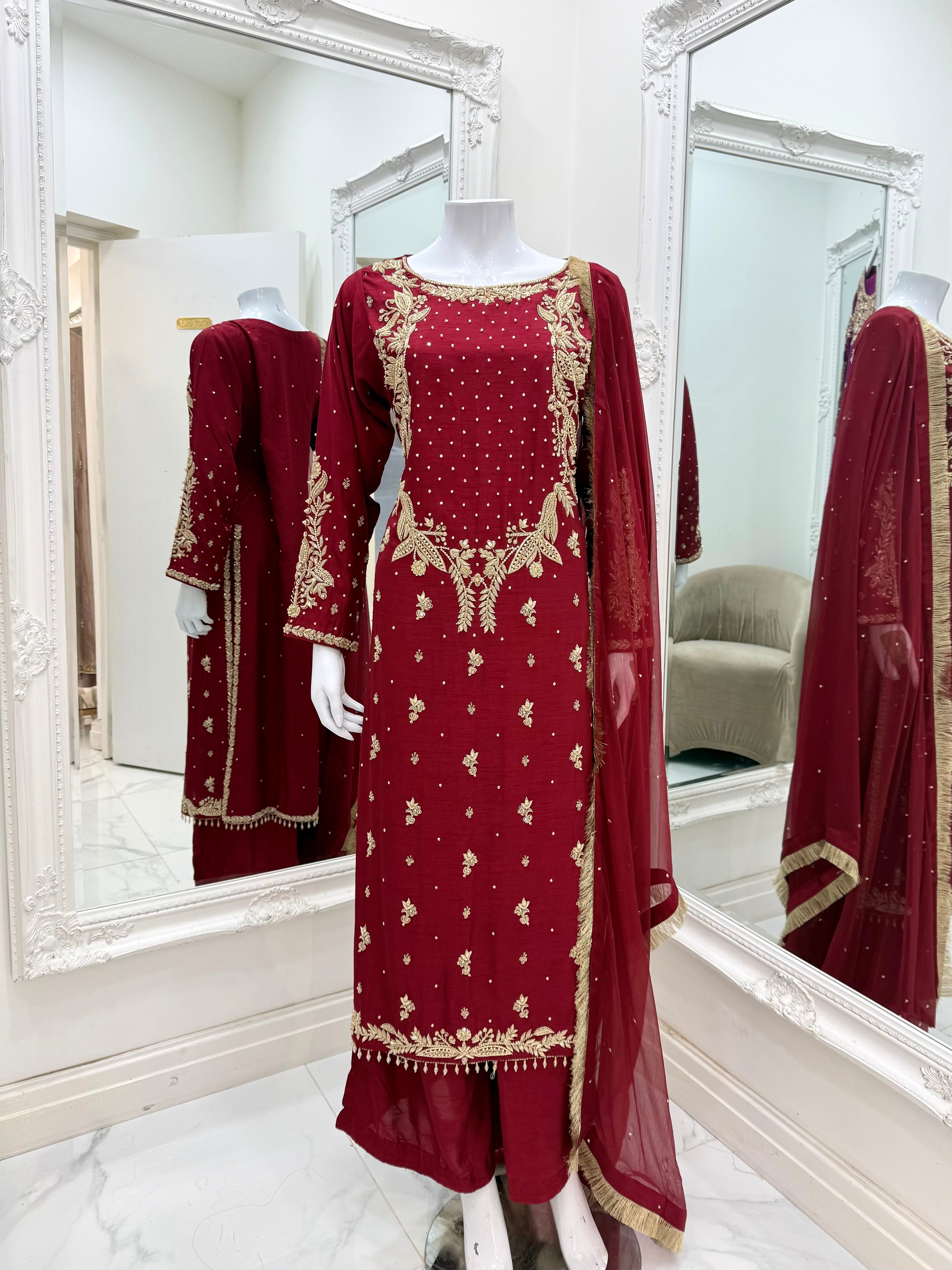 Mahira - Red