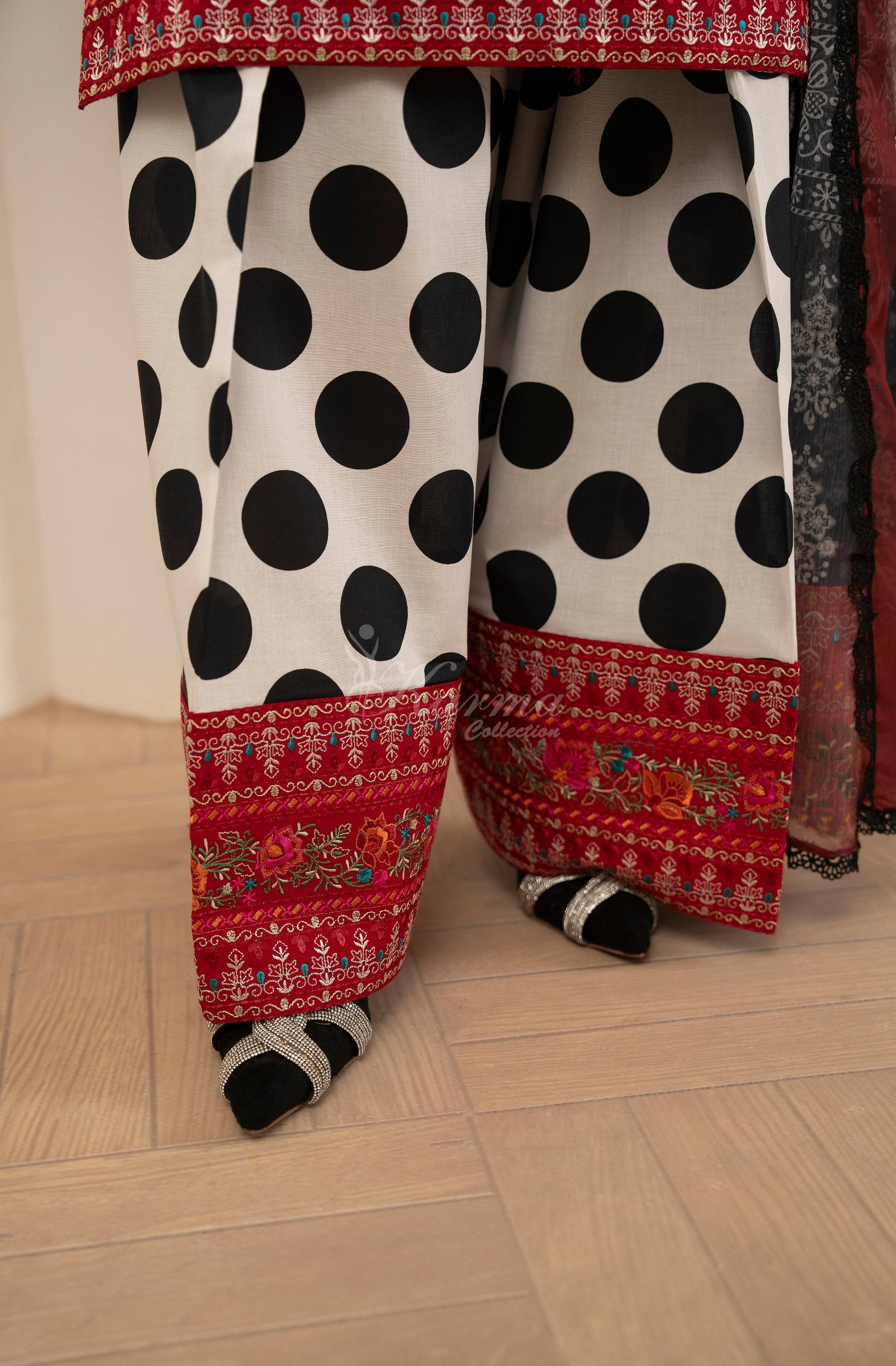 Polka | Luxury 3 Piece Lawn Suit