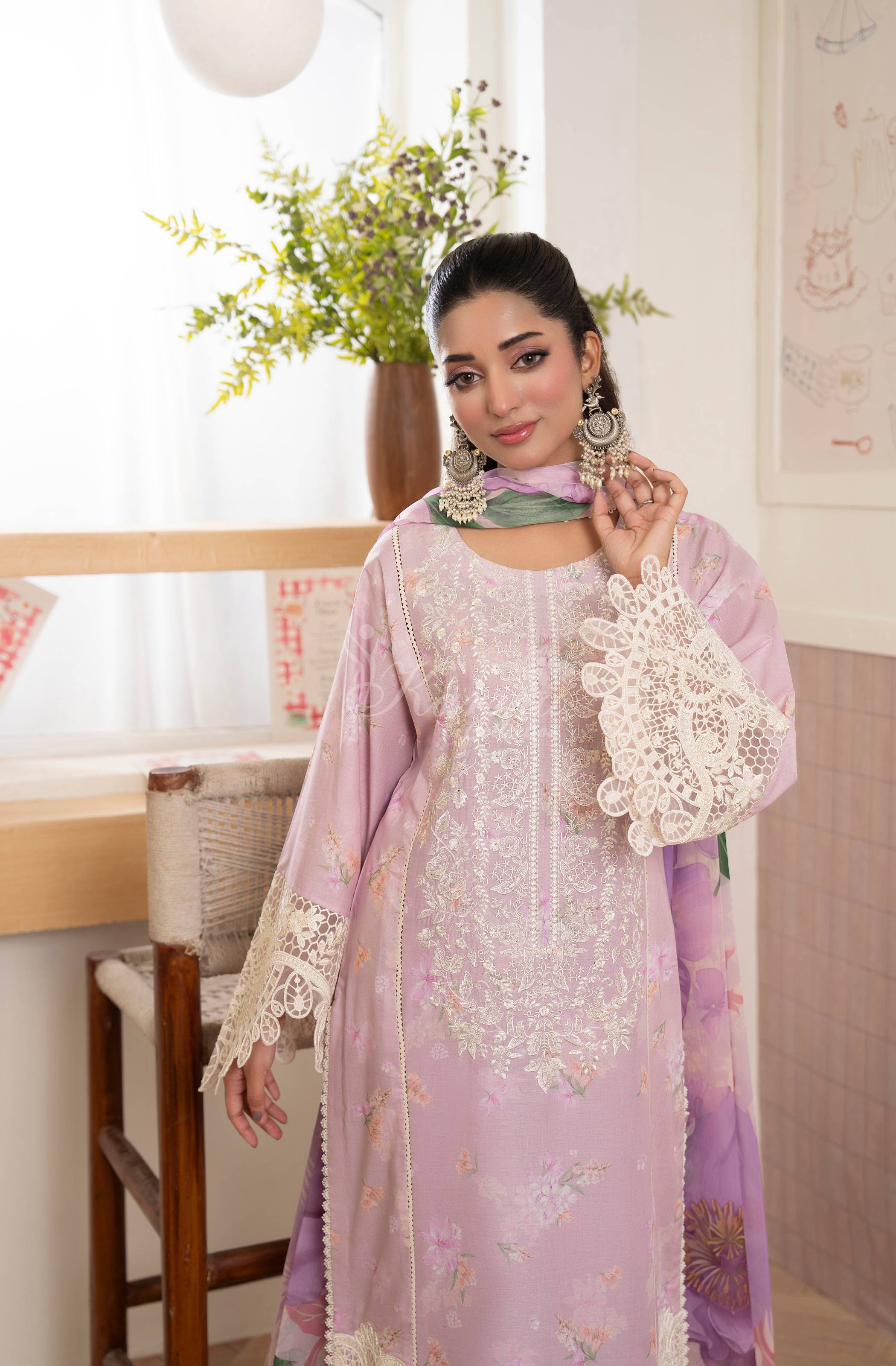 Rose | Luxury 3 Piece Lawn Suit