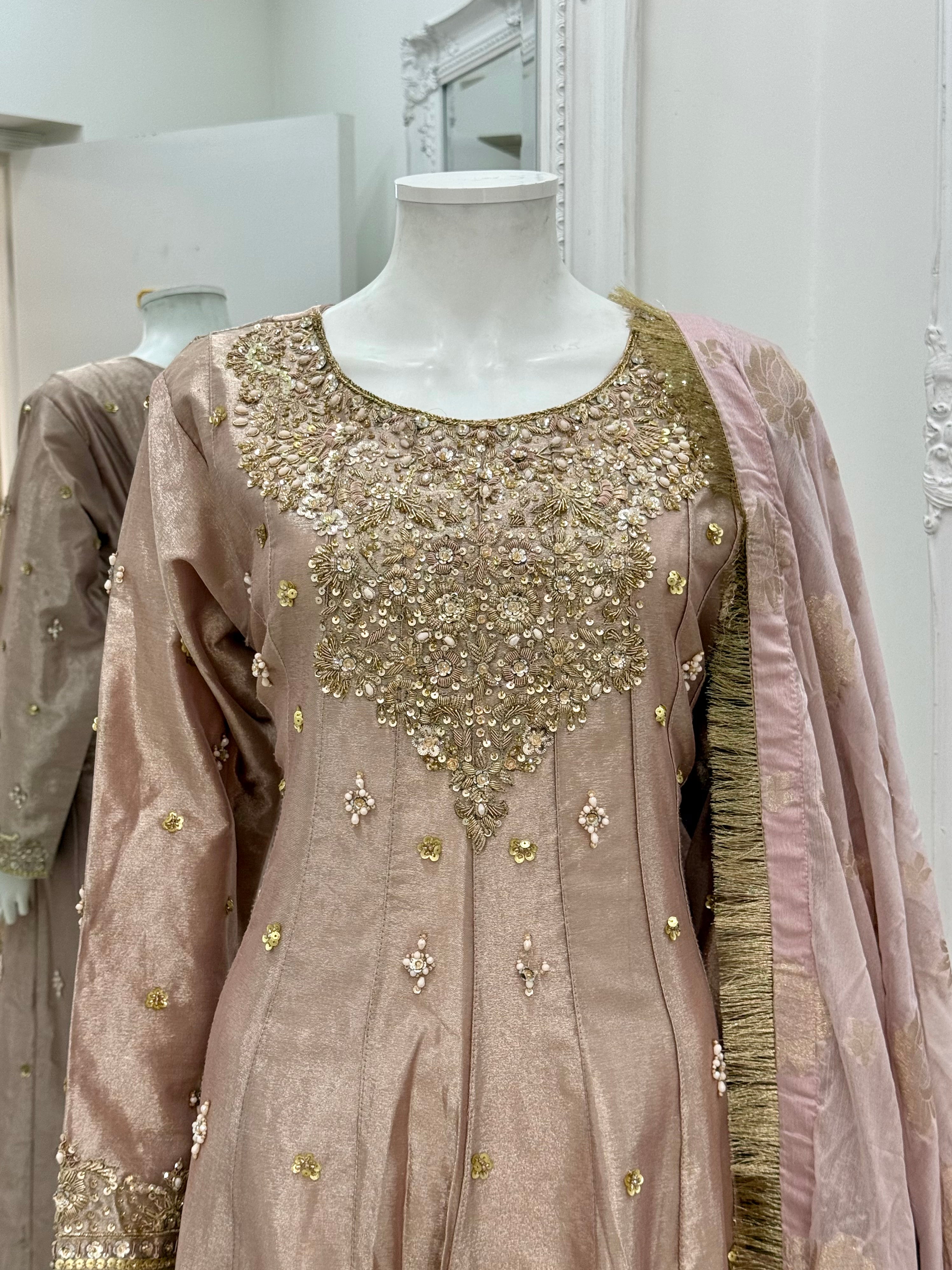 Noor-ul-Ain - Pink