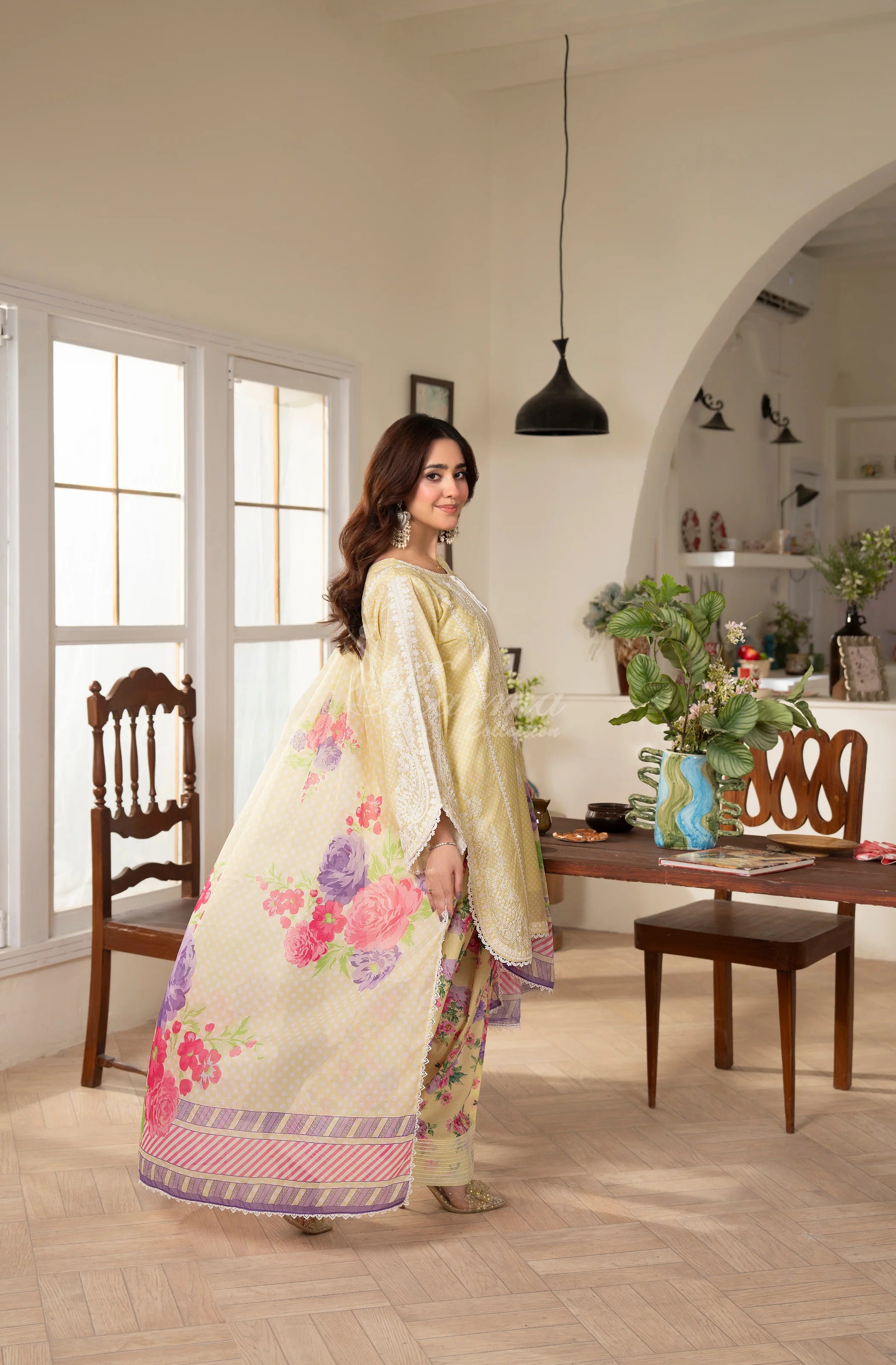 Flora | Luxury 3 Piece Lawn Suit