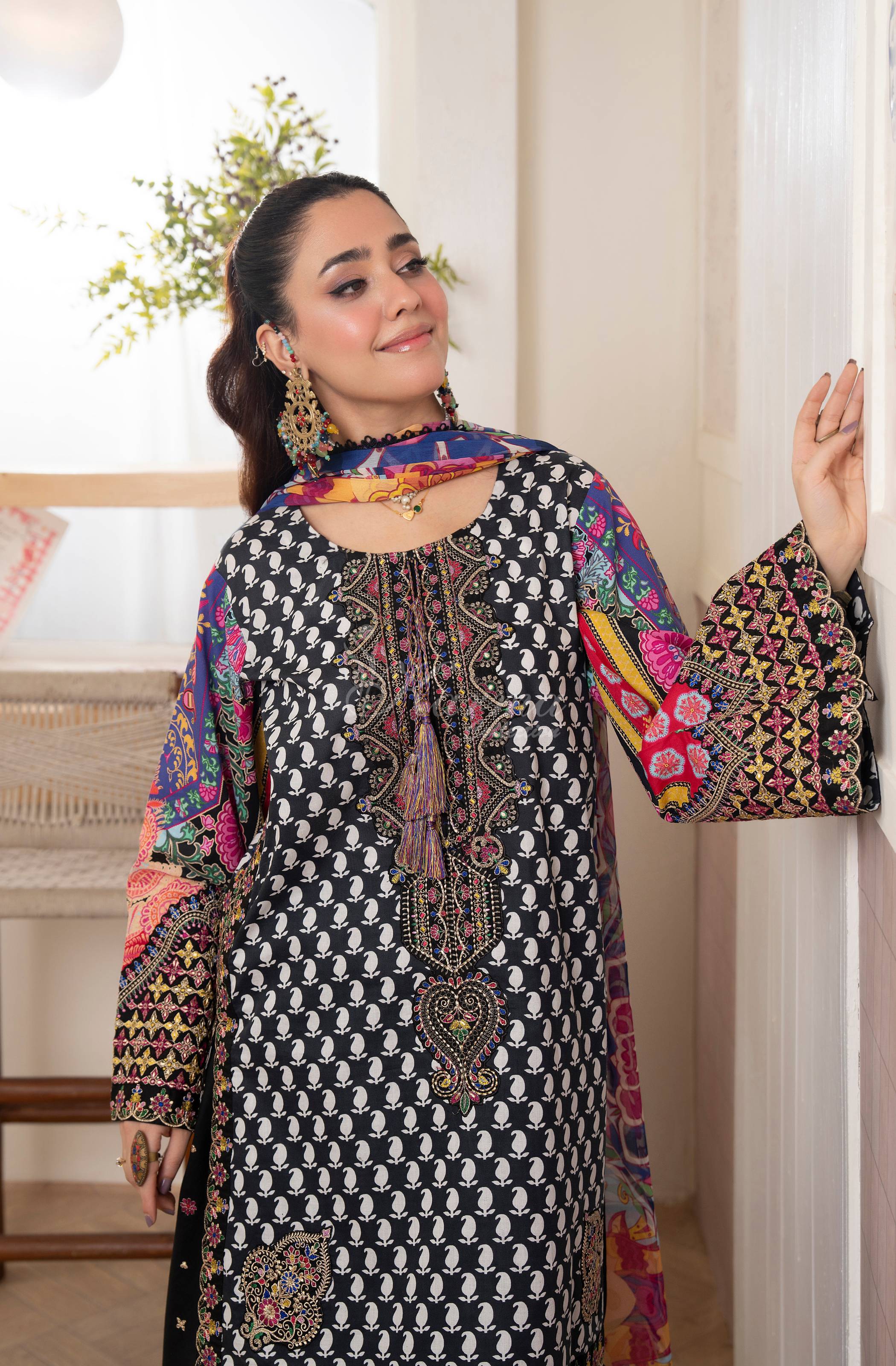 Charcoal | Luxury 3 Piece Lawn Suit