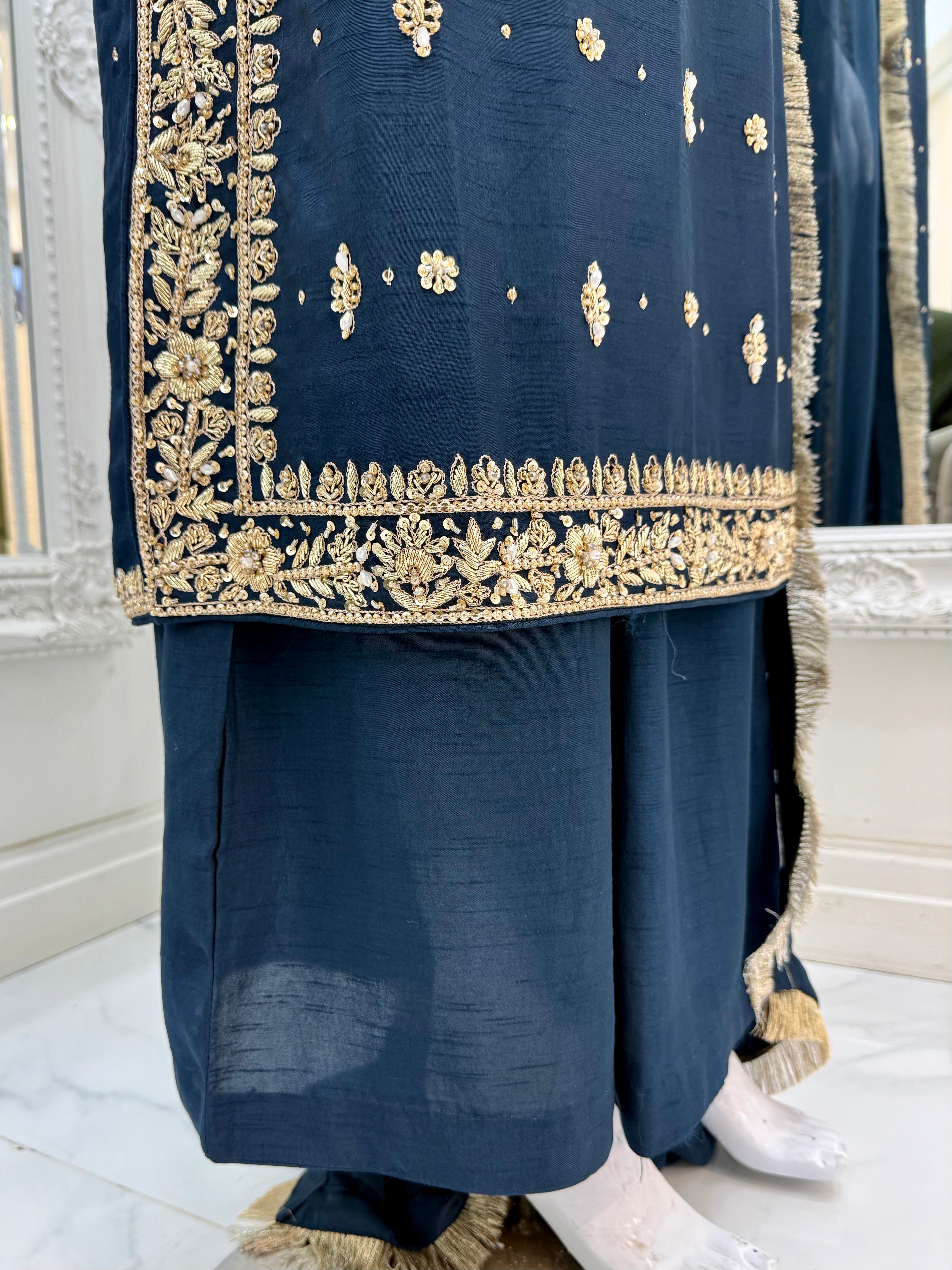 Gul-e-Zar - Blue