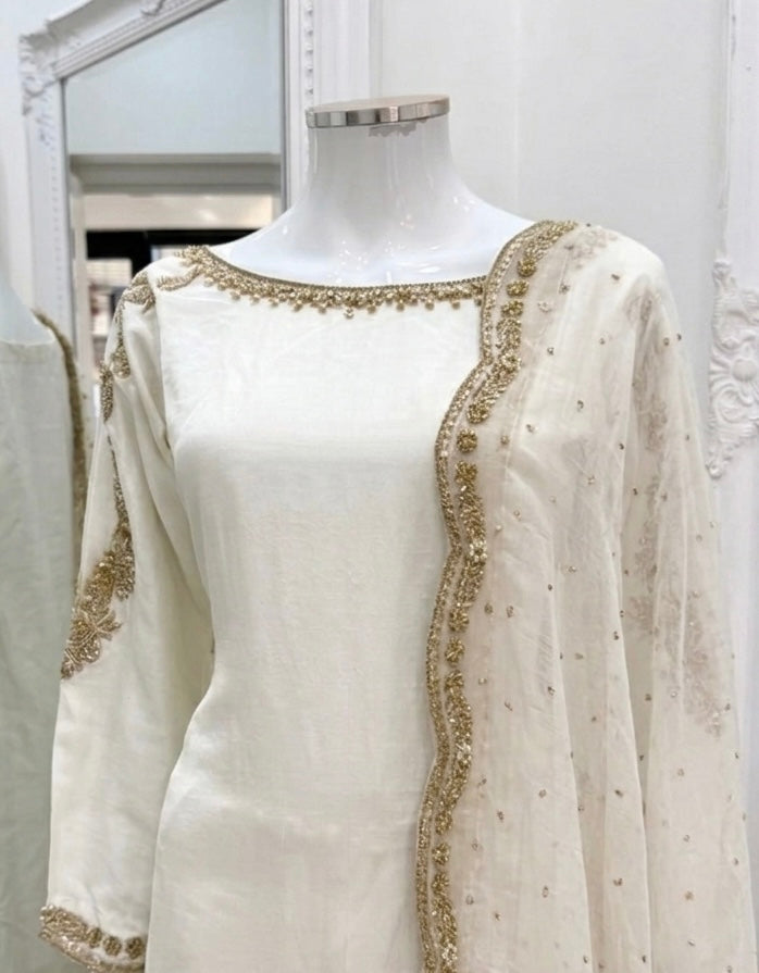 Alizay - White