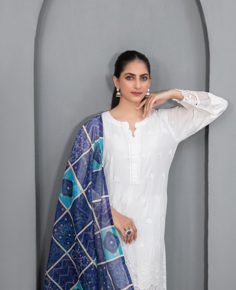 Luxury Lawn Suit with Khussa - Four piece