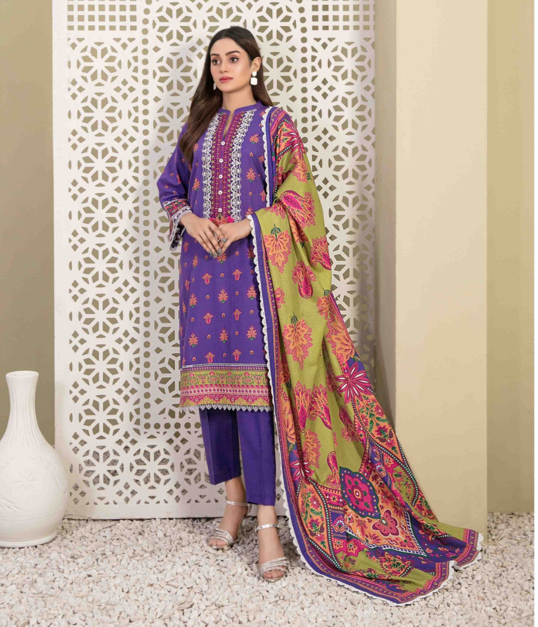 Luxury Khaddar Suit - Three piece