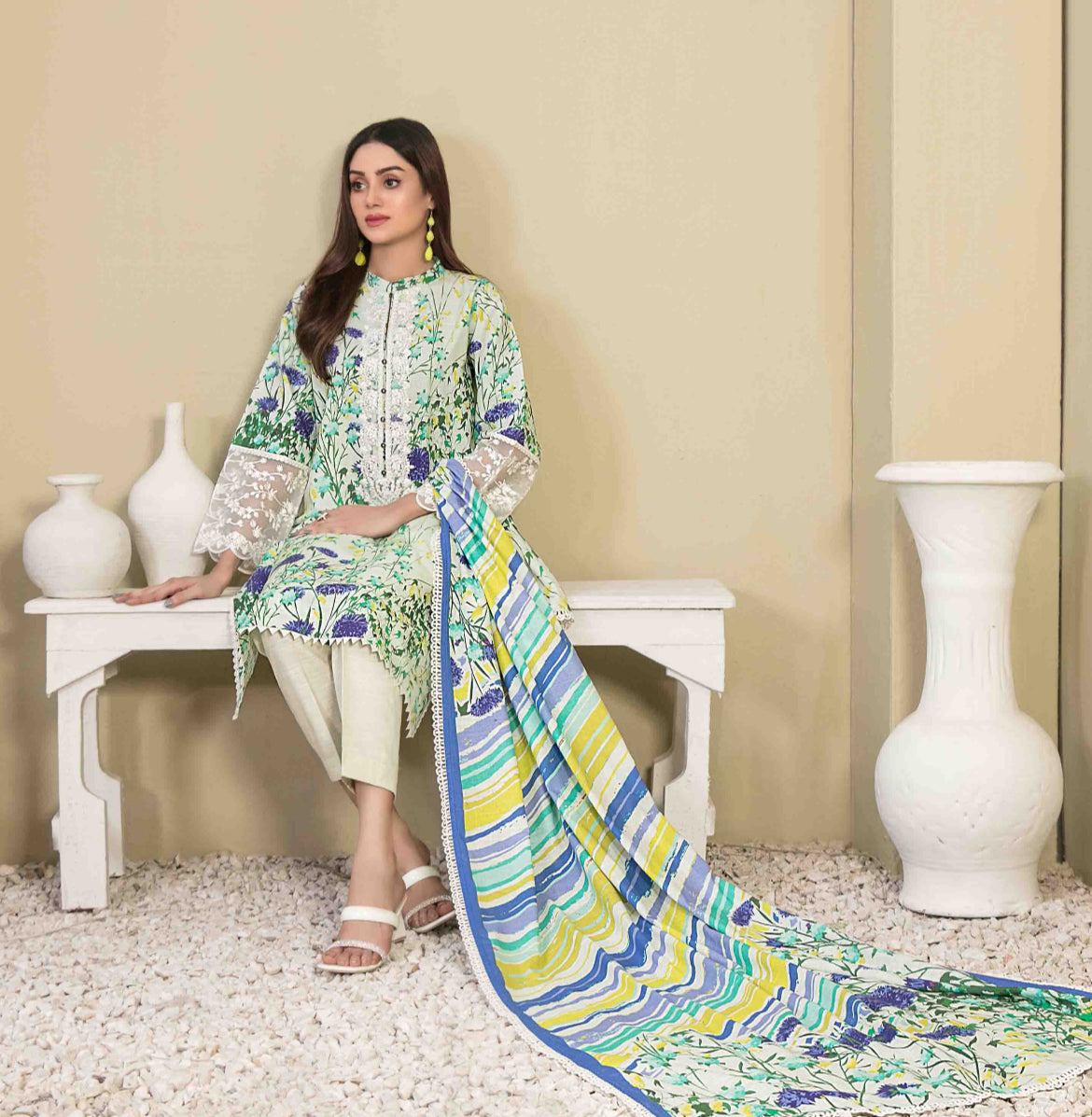 Luxury Khaddar Suit - Three piece
