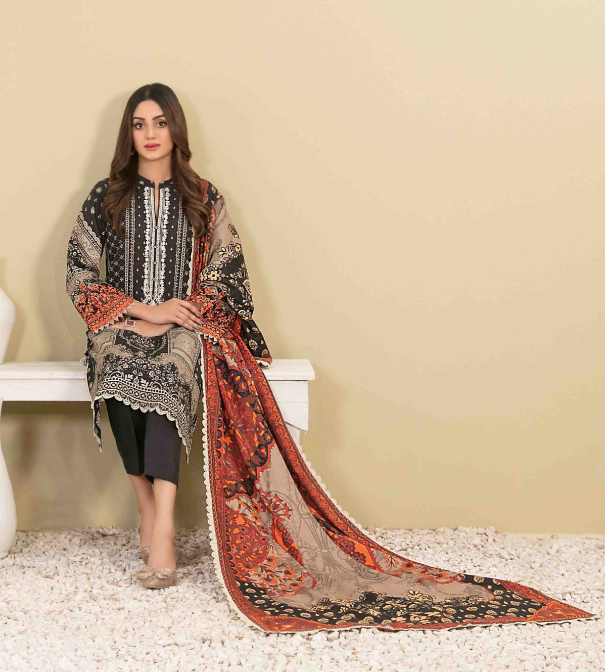 Luxury Khaddar Suit - Three piece